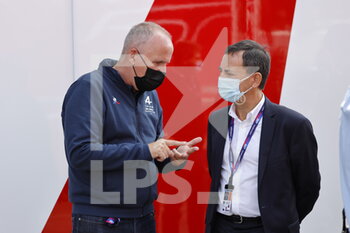 2021-08-18 - SINAULT PHILIPPE (FRA), TEAM PRINCIPAL AND OWNER OF SIGNATECH RACING, PORTAIT FILLON PIERRE (FRA), PRESIDENT OF ACO, PORTAIT during the free practice and qualifying sessions of 24 Hours of Le Mans 2021, 4th round of the 2021 FIA World Endurance Championship, FIA WEC, on the Circuit de la Sarthe, from August 18 to 22, 2021 in Le Mans, France - Photo François Flamand / DPPI - 24 HOURS OF LE MANS 2021, 4TH ROUND OF THE 2021 FIA WORLD ENDURANCE CHAMPIONSHIP, WEC - ENDURANCE - MOTORS