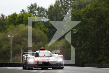 2021-08-18 - 07 Conway Mike (gbr), Kobayashi Kamui (jpn), Lopez Jose Maria (arg), Toyota Gazoo Racing, Toyota GR010 - Hybrid, action during the free practice and qualifying sessions of 24 Hours of Le Mans 2021, 4th round of the 2021 FIA World Endurance Championship, FIA WEC, on the Circuit de la Sarthe, from August 18 to 22, 2021 in Le Mans, France - Photo François Flamand / DPPI - 24 HOURS OF LE MANS 2021, 4TH ROUND OF THE 2021 FIA WORLD ENDURANCE CHAMPIONSHIP, WEC - ENDURANCE - MOTORS