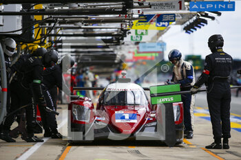 2021-08-18 - 01 Calderon Tatiana (col), Floersch Sophia (ger), Visser Beitske (nld), Richard Mille Racing Team, Oreca 07 - Gibson, pit stop during the free practice and qualifying sessions of 24 Hours of Le Mans 2021, 4th round of the 2021 FIA World Endurance Championship, FIA WEC, on the Circuit de la Sarthe, from August 18 to 22, 2021 in Le Mans, France - Photo Joao Filipe / DPPI - 24 HOURS OF LE MANS 2021, 4TH ROUND OF THE 2021 FIA WORLD ENDURANCE CHAMPIONSHIP, WEC - ENDURANCE - MOTORS