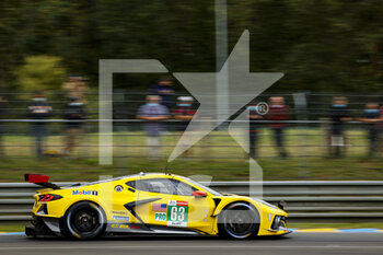 2021-08-18 - 63 Garcia Antonio (esp), Taylor Jordan (usa), Catsburg Nicky (nld), Corvette Racing, Chevrolet Corvette C8.R, action during the free practice and qualifying sessions of 24 Hours of Le Mans 2021, 4th round of the 2021 FIA World Endurance Championship, FIA WEC, on the Circuit de la Sarthe, from August 18 to 22, 2021 in Le Mans, France - Photo François Flamand / DPPI - 24 HOURS OF LE MANS 2021, 4TH ROUND OF THE 2021 FIA WORLD ENDURANCE CHAMPIONSHIP, WEC - ENDURANCE - MOTORS