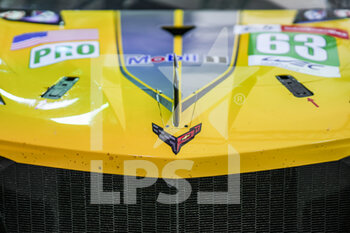 2021-08-18 - 63 Garcia Antonio (esp), Taylor Jordan (usa), Catsburg Nicky (nld), Corvette Racing, Chevrolet Corvette C8.R, ambiance during the free practice and qualifying sessions of 24 Hours of Le Mans 2021, 4th round of the 2021 FIA World Endurance Championship, FIA WEC, on the Circuit de la Sarthe, from August 18 to 22, 2021 in Le Mans, France - Photo Xavi Bonilla / DPPI - 24 HOURS OF LE MANS 2021, 4TH ROUND OF THE 2021 FIA WORLD ENDURANCE CHAMPIONSHIP, WEC - ENDURANCE - MOTORS