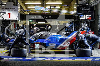 2021-08-18 - 36 Negrao André (bra), Lapierre Nicolas (fra), Vaxivière Matthieu (fra), Alpine Elf Matmut, Alpine A480 - Gibson, action PIT STOP during the free practice and qualifying sessions of 24 Hours of Le Mans 2021, 4th round of the 2021 FIA World Endurance Championship, FIA WEC, on the Circuit de la Sarthe, from August 18 to 22, 2021 in Le Mans, France - Photo François Flamand / DPPI - 24 HOURS OF LE MANS 2021, 4TH ROUND OF THE 2021 FIA WORLD ENDURANCE CHAMPIONSHIP, WEC - ENDURANCE - MOTORS