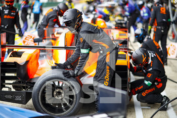 2021-08-19 - 25 Falb John (usa), Andrade Rui (prt), Merhi Roberto (spa), G-Drive Racing, Oreca 07 - Gibson, action, pit stop during the free practice and qualifying sessions of 24 Hours of Le Mans 2021, 4th round of the 2021 FIA World Endurance Championship, FIA WEC, on the Circuit de la Sarthe, from August 18 to 22, 2021 in Le Mans, France - Photo Xavi Bonilla / DPPI - 24 HOURS OF LE MANS 2021, 4TH ROUND OF THE 2021 FIA WORLD ENDURANCE CHAMPIONSHIP, WEC - ENDURANCE - MOTORS