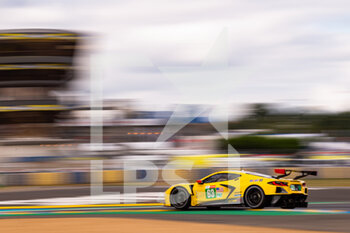 2021-08-19 - 63 Garcia Antonio (esp), Taylor Jordan (usa), Catsburg Nicky (nld), Corvette Racing, Chevrolet Corvette C8.R, action during the free practice and qualifying sessions of 24 Hours of Le Mans 2021, 4th round of the 2021 FIA World Endurance Championship, FIA WEC, on the Circuit de la Sarthe, from August 18 to 22, 2021 in Le Mans, France - Photo Joao Filipe / DPPI - 24 HOURS OF LE MANS 2021, 4TH ROUND OF THE 2021 FIA WORLD ENDURANCE CHAMPIONSHIP, WEC - ENDURANCE - MOTORS
