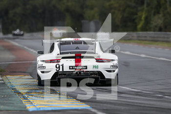 2021-08-19 - 91 Bruni Gianmaria (ita), Lietz Richard (aut), Makowiecki Frederic (fra), Porsche GT Team, Porsche 911 RSR - 19, action during the free practice and qualifying sessions of 24 Hours of Le Mans 2021, 4th round of the 2021 FIA World Endurance Championship, FIA WEC, on the Circuit de la Sarthe, from August 18 to 22, 2021 in Le Mans, France - Photo Frédéric Le Floc'h / DPPI - 24 HOURS OF LE MANS 2021, 4TH ROUND OF THE 2021 FIA WORLD ENDURANCE CHAMPIONSHIP, WEC - ENDURANCE - MOTORS