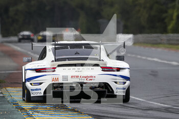 2021-08-19 - 56 Perfetti Egidio (nor), Cairoli Matteo (ita), Pera Riccardo (ita), Team Project 1, Porsche 911 RSR - 19, action during the free practice and qualifying sessions of 24 Hours of Le Mans 2021, 4th round of the 2021 FIA World Endurance Championship, FIA WEC, on the Circuit de la Sarthe, from August 18 to 22, 2021 in Le Mans, France - Photo Frédéric Le Floc'h / DPPI - 24 HOURS OF LE MANS 2021, 4TH ROUND OF THE 2021 FIA WORLD ENDURANCE CHAMPIONSHIP, WEC - ENDURANCE - MOTORS