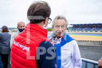 2021-08-21 - Jacky Ickx at the TotalEnergies Hospitality during the 24 Hours of Le Mans 2021, 4th round of the 2021 FIA World Endurance Championship, FIA WEC, on the Circuit de la Sarthe, from August 21 to 22, 2021 in Le Mans, France - Photo Germain Hazard / DPPI - 24 HOURS OF LE MANS 2021, 4TH ROUND OF THE 2021 FIA WORLD ENDURANCE CHAMPIONSHIP, WEC - ENDURANCE - MOTORS