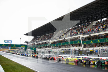 2021-08-21 - Starting grid during the 24 Hours of Le Mans 2021, 4th round of the 2021 FIA World Endurance Championship, FIA WEC, on the Circuit de la Sarthe, from August 21 to 22, 2021 in Le Mans, France - Photo Xavi Bonilla / DPPI - 24 HOURS OF LE MANS 2021, 4TH ROUND OF THE 2021 FIA WORLD ENDURANCE CHAMPIONSHIP, WEC - ENDURANCE - MOTORS