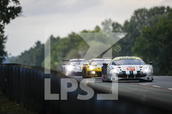 2021-08-21 - 55 Cameron Ducan (gbr), Griffin Matt (irl), Perez David (zaf), Spirit of Race, Ferrari 488 GTE Evo, action during the 24 Hours of Le Mans 2021, 4th round of the 2021 FIA World Endurance Championship, FIA WEC, on the Circuit de la Sarthe, from August 21 to 22, 2021 in Le Mans, France - Photo Xavi Bonilla / DPPI - 24 HOURS OF LE MANS 2021, 4TH ROUND OF THE 2021 FIA WORLD ENDURANCE CHAMPIONSHIP, WEC - ENDURANCE - MOTORS