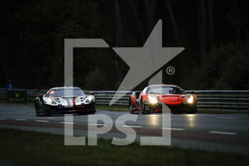 2021-08-21 - 71 Iribe Brendan (usa), Millroy Ollie (gbr), Barnicoat Ben (gbr), Inception Racing, Ferrari 488 GTE Evo, action and 83 Perrodo François (fra), Nielsen Nicklas (dnk), Rovera Alessio (ita), AF Corse, Ferrari 488 GTE Evo during the 24 Hours of Le Mans 2021, 4th round of the 2021 FIA World Endurance Championship, FIA WEC, on the Circuit de la Sarthe, from August 21 to 22, 2021 in Le Mans, France - Photo Xavi Bonilla / DPPI - 24 HOURS OF LE MANS 2021, 4TH ROUND OF THE 2021 FIA WORLD ENDURANCE CHAMPIONSHIP, WEC - ENDURANCE - MOTORS
