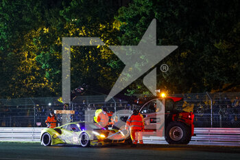 2021-08-21 - 57 Kimura Takeshi (jpn), Jenson Mikkel (dnk), Andrews Scott (nzl), Kessel Racing, Ferrari 488 GTE Evo, technical problem before Tertre Rouge during the 24 Hours of Le Mans 2021, 4th round of the 2021 FIA World Endurance Championship, FIA WEC, on the Circuit de la Sarthe, from August 21 to 22, 2021 in Le Mans, France - Photo François Flamand / DPPI - 24 HOURS OF LE MANS 2021, 4TH ROUND OF THE 2021 FIA WORLD ENDURANCE CHAMPIONSHIP, WEC - ENDURANCE - MOTORS