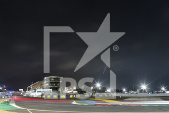 2021-08-21 - Light and night atmosphere during the 24 Hours of Le Mans 2021, 4th round of the 2021 FIA World Endurance Championship, FIA WEC, on the Circuit de la Sarthe, from August 21 to 22, 2021 in Le Mans, France - Photo Frédéric Le Floc'h / DPPI - 24 HOURS OF LE MANS 2021, 4TH ROUND OF THE 2021 FIA WORLD ENDURANCE CHAMPIONSHIP, WEC - ENDURANCE - MOTORS