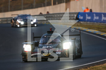 2021-08-22 - 28 Gelael Sean (idn), Vandoorne Stoffel (bel), Blomqvist Tom (gbr), Jota, Oreca 07 - Gibson, action during the 24 Hours of Le Mans 2021, 4th round of the 2021 FIA World Endurance Championship, FIA WEC, on the Circuit de la Sarthe, from August 21 to 22, 2021 in Le Mans, France - Photo Frédéric Le Floc'h / DPPI - 24 HOURS OF LE MANS 2021, 4TH ROUND OF THE 2021 FIA WORLD ENDURANCE CHAMPIONSHIP, WEC - ENDURANCE - MOTORS