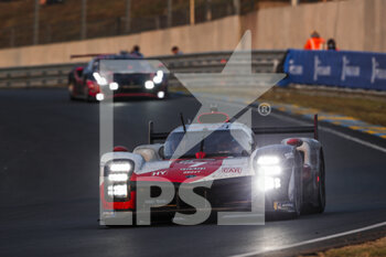 2021-08-22 - 07 Conway Mike (gbr), Kobayashi Kamui (jpn), Lopez Jose Maria (arg), Toyota Gazoo Racing, Toyota GR010 - Hybrid, action during the 24 Hours of Le Mans 2021, 4th round of the 2021 FIA World Endurance Championship, FIA WEC, on the Circuit de la Sarthe, from August 21 to 22, 2021 in Le Mans, France - Photo Frédéric Le Floc'h / DPPI - 24 HOURS OF LE MANS 2021, 4TH ROUND OF THE 2021 FIA WORLD ENDURANCE CHAMPIONSHIP, WEC - ENDURANCE - MOTORS