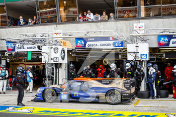 2021-08-22 - 65 Canal Julien (fra), Stevens Will (gbr), Allen James (aus), Panis Racing, Oreca 07 - Gibson, action, pit stop during the 24 Hours of Le Mans 2021, 4th round of the 2021 FIA World Endurance Championship, FIA WEC, on the Circuit de la Sarthe, from August 21 to 22, 2021 in Le Mans, France - Photo Xavi Bonilla / DPPI - 24 HOURS OF LE MANS 2021, 4TH ROUND OF THE 2021 FIA WORLD ENDURANCE CHAMPIONSHIP, WEC - ENDURANCE - MOTORS
