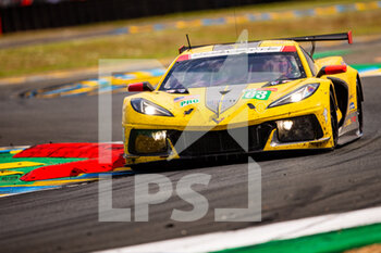 2021-08-22 - 63 Garcia Antonio (esp), Taylor Jordan (usa), Catsburg Nicky (nld), Corvette Racing, Chevrolet Corvette C8.R, action during the 24 Hours of Le Mans 2021, 4th round of the 2021 FIA World Endurance Championship, FIA WEC, on the Circuit de la Sarthe, from August 21 to 22, 2021 in Le Mans, France - Photo Joao Filipe / DPPI - 24 HOURS OF LE MANS 2021, 4TH ROUND OF THE 2021 FIA WORLD ENDURANCE CHAMPIONSHIP, WEC - ENDURANCE - MOTORS