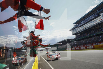 2021-08-22 - 51 Pier Guidi Alessandro (ita), Calado James (gbr), Ledogar Come (fra), AF Corse, Ferrari 488 GTE Evo, action during the 24 Hours of Le Mans 2021, 4th round of the 2021 FIA World Endurance Championship, FIA WEC, on the Circuit de la Sarthe, from August 21 to 22, 2021 in Le Mans, France - Photo Xavi Bonilla / DPPI - 24 HOURS OF LE MANS 2021, 4TH ROUND OF THE 2021 FIA WORLD ENDURANCE CHAMPIONSHIP, WEC - ENDURANCE - MOTORS