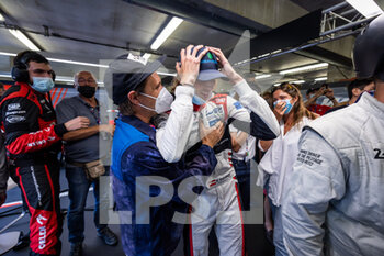 2021-08-22 - joy of the team 31 Frijns Robin (nld), Habsburg-Lothringen Ferdinand (aut), Milesi Charles (fra), Team WRT, Oreca 07 - Gibson, during the 24 Hours of Le Mans 2021, 4th round of the 2021 FIA World Endurance Championship, FIA WEC, on the Circuit de la Sarthe, from August 21 to 22, 2021 in Le Mans, France - Photo Germain Hazard / DPPI - 24 HOURS OF LE MANS 2021, 4TH ROUND OF THE 2021 FIA WORLD ENDURANCE CHAMPIONSHIP, WEC - ENDURANCE - MOTORS