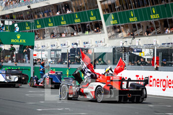 2021-08-22 - 07 Conway Mike (gbr), Kobayashi Kamui (jpn), Lopez Jose Maria (arg), Toyota Gazoo Racing, Toyota GR010 - Hybrid, action checkered flag during the 24 Hours of Le Mans 2021, 4th round of the 2021 FIA World Endurance Championship, FIA WEC, on the Circuit de la Sarthe, from August 21 to 22, 2021 in Le Mans, France - Photo Joao Filipe / DPPI - 24 HOURS OF LE MANS 2021, 4TH ROUND OF THE 2021 FIA WORLD ENDURANCE CHAMPIONSHIP, WEC - ENDURANCE - MOTORS