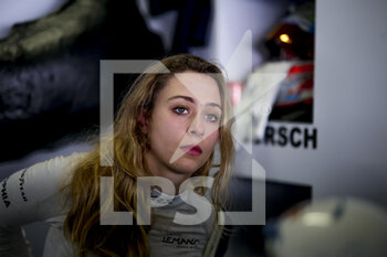2021-10-23 - Florsch Sophia (deu), (Algarve Pro Racing, Oreca 07 - Gibson, portrait during the 2021 4 Hours of Portimao, 5th round of the 2021 European Le Mans Series, from October 21 to 24, 2021 on the Algarve International Circuit, in Portimao, Portugal - 2021 4 HOURS OF PORTIMAO, 5TH ROUND OF THE 2021 EUROPEAN LE MANS SERIES - ENDURANCE - MOTORS