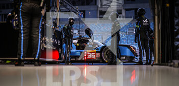 2021-10-28 - 36 Negrao Andre (bra), Lapierre Nicolas (fra), Vaxiviere Matthieu (fra), Alpine Elf Matmut, Alpine A480 - Gibson, action during the 6 Hours of Bahrain, 5th round of the 2021 FIA World Endurance Championship, FIA WEC, on the Bahrain International Circuit, from October 28 to 30, 2021 in Sakhir, Bahrain - 6 HOURS OF BAHRAIN, 5TH ROUND OF THE 2021 FIA WORLD ENDURANCE CHAMPIONSHIP, FIA WEC - ENDURANCE - MOTORS