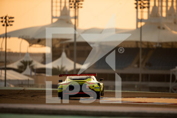 2021-10-28 - 98 Dalla Lana Paul (can), Farfus Augusto (bra), Gomes Marcos (bra), Aston Martin Racing, Aston Martin Vantage AMR, action during the 6 Hours of Bahrain, 5th round of the 2021 FIA World Endurance Championship, FIA WEC, on the Bahrain International Circuit, from October 28 to 30, 2021 in Sakhir, Bahrain - 6 HOURS OF BAHRAIN, 5TH ROUND OF THE 2021 FIA WORLD ENDURANCE CHAMPIONSHIP, FIA WEC - ENDURANCE - MOTORS