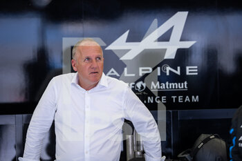 2021-10-29 - Sinault Philippe (fra), team principal and owner of Signatech racing, portait during the 6 Hours of Bahrain, 5th round of the 2021 FIA World Endurance Championship, FIA WEC, on the Bahrain International Circuit, from October 28 to 30, 2021 in Sakhir, Bahrain - 6 HOURS OF BAHRAIN, 5TH ROUND OF THE 2021 FIA WORLD ENDURANCE CHAMPIONSHIP, FIA WEC - ENDURANCE - MOTORS