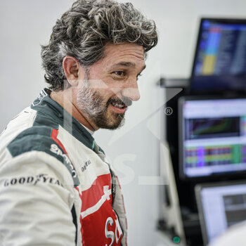 2021-10-29 - GONZALEZ ROBERTO (MEX), JOTA, ORECA 07 - GIBSON, PORTRAIT during the 6 Hours of Bahrain, 5th round of the 2021 FIA World Endurance Championship, FIA WEC, on the Bahrain International Circuit, from October 28 to 30, 2021 in Sakhir, Bahrain - 6 HOURS OF BAHRAIN, 5TH ROUND OF THE 2021 FIA WORLD ENDURANCE CHAMPIONSHIP, FIA WEC - ENDURANCE - MOTORS