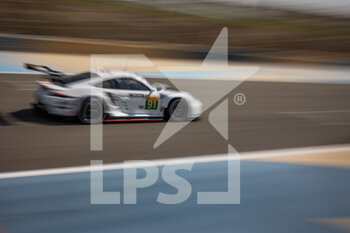 2021-10-30 - 91 Bruni Gianmaria (ita), Lietz Richard (aut), Porsche GT Team, Porsche 911 RSR - 19, action during the 6 Hours of Bahrain, 5th round of the 2021 FIA World Endurance Championship, FIA WEC, on the Bahrain International Circuit, from October 28 to 30, 2021 in Sakhir, Bahrain - 6 HOURS OF BAHRAIN, 5TH ROUND OF THE 2021 FIA WORLD ENDURANCE CHAMPIONSHIP, FIA WEC - ENDURANCE - MOTORS