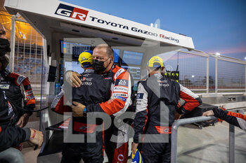 2021-10-30 - Conway Mike (gbr), Toyota Gazoo Racing, Toyota GR010 - Hybrid, portrait Lopez Jose Maria (arg), Toyota Gazoo Racing, Toyota GR010 - Hybrid, portrait celebration of joy for Toyota Gazoo Racing, Toyota GR010 - Hybrid, action during the 6 Hours of Bahrain, 5th round of the 2021 FIA World Endurance Championship, FIA WEC, on the Bahrain International Circuit, from October 28 to 30, 2021 in Sakhir, Bahrain - 6 HOURS OF BAHRAIN, 5TH ROUND OF THE 2021 FIA WORLD ENDURANCE CHAMPIONSHIP, FIA WEC - ENDURANCE - MOTORS