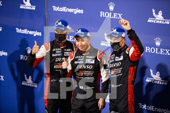 2021-10-30 - 07 Conway Mike (gbr), Kobayashi Kamui (jpn), Lopez Jose Maria (arg), Toyota Gazoo Racing, Toyota GR010 - Hybrid, action during the 6 Hours of Bahrain, 5th round of the 2021 FIA World Endurance Championship, FIA WEC, on the Bahrain International Circuit, from October 28 to 30, 2021 in Sakhir, Bahrain - 6 HOURS OF BAHRAIN, 5TH ROUND OF THE 2021 FIA WORLD ENDURANCE CHAMPIONSHIP, FIA WEC - ENDURANCE - MOTORS