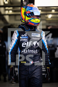 2021-11-05 - Vaxivière Matthieu (fra), Alpine Elf Matmut, Alpine A480 - Gibson, portrait during the 8 Hours of Bahrain, 6th round of the 2021 FIA World Endurance Championship, FIA WEC, on the Bahrain International Circuit, from November 4 to 6, 2021 in Sakhir, Bahrain - 8 HOURS OF BAHRAIN, 6TH ROUND OF THE 2021 FIA WORLD ENDURANCE CHAMPIONSHIP, FIA WEC - ENDURANCE - MOTORS