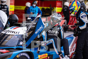 2021-11-05 - Lapierre Nicolas (fra), Alpine Elf Matmut, Alpine A480 - Gibson, portrait Vaxivière Matthieu (fra), Alpine Elf Matmut, Alpine A480 - Gibson, portrait pitlane, during the 8 Hours of Bahrain, 6th round of the 2021 FIA World Endurance Championship, FIA WEC, on the Bahrain International Circuit, from November 4 to 6, 2021 in Sakhir, Bahrain - 8 HOURS OF BAHRAIN, 6TH ROUND OF THE 2021 FIA WORLD ENDURANCE CHAMPIONSHIP, FIA WEC - ENDURANCE - MOTORS