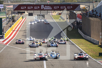 2021-11-06 - START OF THE RACE, DEPART, during the 8 Hours of Bahrain, 6th round of the 2021 FIA World Endurance Championship, FIA WEC, on the Bahrain International Circuit, from November 4 to 6, 2021 in Sakhir, Bahrain - 8 HOURS OF BAHRAIN, 6TH ROUND OF THE 2021 FIA WORLD ENDURANCE CHAMPIONSHIP, FIA WEC - ENDURANCE - MOTORS