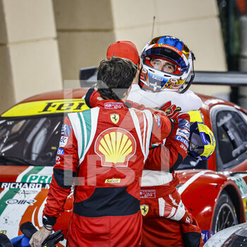 2021-11-06 - 51 Pier Guidi Alessandro (ita), Calado James (gbr), AF Corse, Ferrari 488 GTE Evo, VAINQUEUR, WINNER during the 8 Hours of Bahrain, 6th round of the 2021 FIA World Endurance Championship, FIA WEC, on the Bahrain International Circuit, from November 4 to 6, 2021 in Sakhir, Bahrain - 8 HOURS OF BAHRAIN, 6TH ROUND OF THE 2021 FIA WORLD ENDURANCE CHAMPIONSHIP, FIA WEC - ENDURANCE - MOTORS