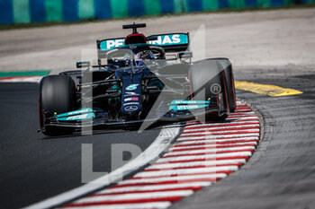 2021-07-30 - 44 HAMILTON Lewis (gbr), Mercedes AMG F1 GP W12 E Performance, action during the Formula 1 Magyar Nagydij 2021, Hungarian Grand Prix, 11th round of the 2021 FIA Formula One World Championship from July 30 to August 1, 2021 on the Hungaroring, in Mogyorod, near Budapest, Hungary - Photo Antonin Vincent / DPPI - FORMULA 1 MAGYAR NAGYDIJ 2021, HUNGARIAN GRAND PRIX - FORMULA 1 - MOTORS