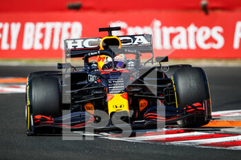 2021-07-30 - 33 VERSTAPPEN Max (nld), Red Bull Racing Honda RB16B, action during the Formula 1 Magyar Nagydij 2021, Hungarian Grand Prix, 11th round of the 2021 FIA Formula One World Championship from July 30 to August 1, 2021 on the Hungaroring, in Mogyorod, near Budapest, Hungary - Photo Antonin Vincent / DPPI - FORMULA 1 MAGYAR NAGYDIJ 2021, HUNGARIAN GRAND PRIX - FORMULA 1 - MOTORS