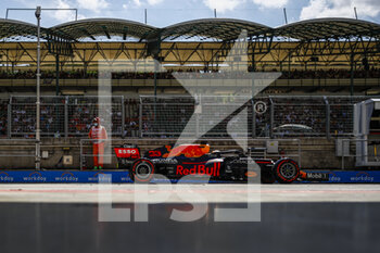 2021-07-31 - 33 VERSTAPPEN Max (nld), Red Bull Racing Honda RB16B, action during the Formula 1 Magyar Nagydij 2021, Hungarian Grand Prix, 11th round of the 2021 FIA Formula One World Championship from July 30 to August 1, 2021 on the Hungaroring, in Mogyorod, near Budapest, Hungary - Photo Xavi Bonilla / DPPI - FORMULA 1 MAGYAR NAGYDIJ 2021, HUNGARIAN GRAND PRIX - FORMULA 1 - MOTORS