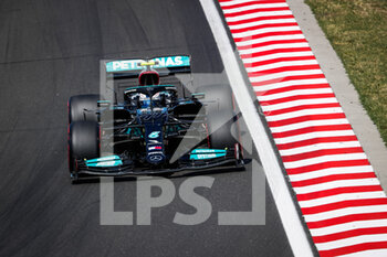 2021-07-31 - 77 BOTTAS Valtteri (fin), Mercedes AMG F1 GP W12 E Performance, action during the Formula 1 Magyar Nagydij 2021, Hungarian Grand Prix, 11th round of the 2021 FIA Formula One World Championship from July 30 to August 1, 2021 on the Hungaroring, in Mogyorod, near Budapest, Hungary - Photo Antonin Vincent / DPPI - FORMULA 1 MAGYAR NAGYDIJ 2021, HUNGARIAN GRAND PRIX - FORMULA 1 - MOTORS