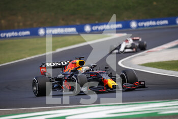 2021-08-01 - 33 VERSTAPPEN Max (nld), Red Bull Racing Honda RB16B, action during the Formula 1 Magyar Nagydij 2021, Hungarian Grand Prix, 11th round of the 2021 FIA Formula One World Championship from July 30 to August 1, 2021 on the Hungaroring, in Mogyorod, near Budapest, Hungary - Photo Xavi Bonilla / DPPI - FORMULA 1 MAGYAR NAGYDIJ 2021, HUNGARIAN GRAND PRIX - FORMULA 1 - MOTORS