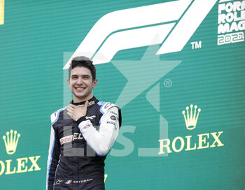 2021-08-01 - podium OCON Esteban (fra), Alpine F1 A521, portrait during the Formula 1 Magyar Nagydij 2021, Hungarian Grand Prix, 11th round of the 2021 FIA Formula One World Championship from July 30 to August 1, 2021 on the Hungaroring, in Mogyorod, near Budapest, Hungary - Photo DPPI - FORMULA 1 MAGYAR NAGYDIJ 2021, HUNGARIAN GRAND PRIX - FORMULA 1 - MOTORS