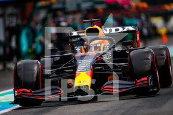 2021-08-27 - VERSTAPPEN Max (ned), Red Bull Racing Honda RB16B, action during the Formula 1 Belgium Grand Prix, 12th round of the 2021 FIA Formula One World Championship from August 27 to 29, 2021 on the Circuit de Spa-Francorchamps, in Stavelot, near Liège, Belgium - Photo Florent Gooden / DPPI - FORMULA 1 BELGIUM GRAND PRIX, 12TH ROUND OF THE 2021 FIA FORMULA ONE WORLD CHAMPIONSHIP - FORMULA 1 - MOTORS