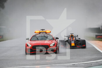 2021-08-29 - Safety car illustration 33 VERSTAPPEN Max (nld), Red Bull Racing Honda RB16B, action during the Formula 1 Belgium Grand Prix, 12th round of the 2021 FIA Formula One World Championship from August 27 to 29, 2021 on the Circuit de Spa-Francorchamps, in Stavelot, near Liège, Belgium - Photo Florent Gooden / DPPI - FORMULA 1 BELGIUM GRAND PRIX, 12TH ROUND OF THE 2021 FIA FORMULA ONE WORLD CHAMPIONSHIP - FORMULA 1 - MOTORS