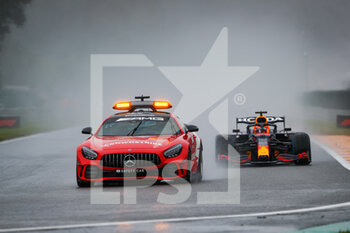 2021-08-29 - The Mercedes AMG F1 Safety Car in during the Formula 1 Belgium Grand Prix, 12th round front of VERSTAPPEN Max (ned), Red Bull Racing Honda RB16B, action of the 2021 FIA Formula One World Championship from August 27 to 29, 2021 on the Circuit de Spa-Francorchamps, in Stavelot, near Liège, Belgium - Photo Florent Gooden / DPPI - FORMULA 1 BELGIUM GRAND PRIX, 12TH ROUND OF THE 2021 FIA FORMULA ONE WORLD CHAMPIONSHIP - FORMULA 1 - MOTORS