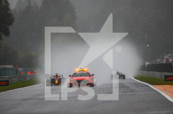 2021-08-29 - Safety car during the Formula 1 Belgium Grand Prix, 12th round of the 2021 FIA Formula One World Championship from August 27 to 29, 2021 on the Circuit de Spa-Francorchamps, in Stavelot, near Liège, Belgium - Photo Florent Gooden / DPPI - FORMULA 1 BELGIUM GRAND PRIX, 12TH ROUND OF THE 2021 FIA FORMULA ONE WORLD CHAMPIONSHIP - FORMULA 1 - MOTORS