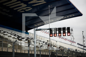 2021-09-02 - illustration, red lights, during the Formula 1 Heineken Dutch Grand Prix 2021, 13th round of the 2021 FIA Formula One World Championship from September 3 to 5, 2021 on the Circuit Zandvoort, in Zandvoort, Netherlands - Photo Antonin Vincent / DPPI - FORMULA 1 HEINEKEN DUTCH GRAND PRIX 2021, 13TH ROUND OF THE 2021 FIA FORMULA ONE WORLD CHAMPIONSHIP - FORMULA 1 - MOTORS