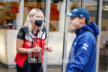 2021-09-02 - BUSCOMBE Ruth, Strategy Engineer of Alfa Romeo Racing ORLEN, RUSSELL George (gbr), Williams Racing F1 FW43B, portrait during the Formula 1 Heineken Dutch Grand Prix 2021, 13th round of the 2021 FIA Formula One World Championship from September 3 to 5, 2021 on the Circuit Zandvoort, in Zandvoort, Netherlands - Photo Antonin Vincent / DPPI - FORMULA 1 HEINEKEN DUTCH GRAND PRIX 2021, 13TH ROUND OF THE 2021 FIA FORMULA ONE WORLD CHAMPIONSHIP - FORMULA 1 - MOTORS