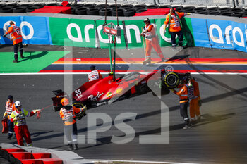 2021-09-04 - 55 SAINZ Carlos (spa), Scuderia Ferrari SF21, after his crash in FP3 during the Formula 1 Heineken Dutch Grand Prix 2021, 13th round of the 2021 FIA Formula One World Championship from September 3 to 5, 2021 on the Circuit Zandvoort, in Zandvoort, Netherlands - FORMULA 1 HEINEKEN DUTCH GRAND PRIX 2021, 13TH ROUND OF THE 2021 FIA FORMULA ONE WORLD CHAMPIONSHIP - FORMULA 1 - MOTORS
