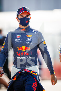 2021-09-04 - PEREZ Sergio (mex), Red Bull Racing Honda RB16B, portrait during the Formula 1 Heineken Dutch Grand Prix 2021, 13th round of the 2021 FIA Formula One World Championship from September 3 to 5, 2021 on the Circuit Zandvoort, in Zandvoort, Netherlands - FORMULA 1 HEINEKEN DUTCH GRAND PRIX 2021, 13TH ROUND OF THE 2021 FIA FORMULA ONE WORLD CHAMPIONSHIP - FORMULA 1 - MOTORS