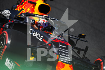 2021-09-04 - 33 VERSTAPPEN Max (nld), Red Bull Racing Honda RB16B, action during the Formula 1 Heineken Dutch Grand Prix 2021, 13th round of the 2021 FIA Formula One World Championship from September 3 to 5, 2021 on the Circuit Zandvoort, in Zandvoort, Netherlands - FORMULA 1 HEINEKEN DUTCH GRAND PRIX 2021, 13TH ROUND OF THE 2021 FIA FORMULA ONE WORLD CHAMPIONSHIP - FORMULA 1 - MOTORS